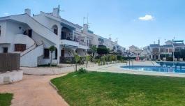 Comprar una vivienda en España. Zona de la  Pueblo Latino, 2 dormitorios, 69 m² image 4