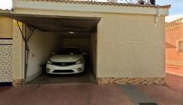 Bungalow for sale in Torrevieja, Spain. Acequión area, 4 bedrooms, 116 m² image 2