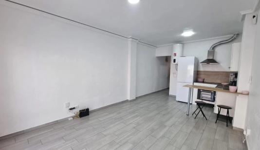 Real estate in Spain, Torrevieja. Centro area, 2 bedrooms, 74 m² image 0