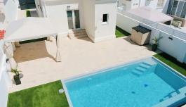 Buy an Town house in Torrevieja, Spain. Los Balcones area, 3 bedrooms, 105 m² image 1