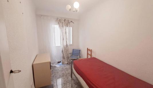 Torrevieja, Spain. Buy an Apartment . Estacion de autobuses area, 3 bedrooms, 85 m² image 0