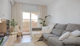 Torrevieja, España. Comprar un Piso. Zona de la  Centro, 3 dormitorios, 120 m² image 1