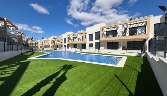 Buy an Apartment in Orihuela Costa, Spain. PAU 26 area, 2 bedrooms, 64 m² image 0