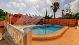 Buy an Villa in Spain, Torrevieja. Los Balcones area, 3 bedrooms, 203 m² image 2