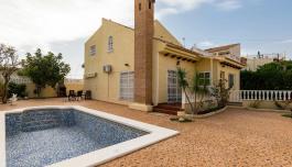 Town house in Orihuela Costa, Spain. Playa Flamenca area, 4 bedrooms, 195 m² image 5