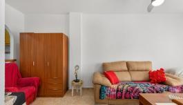 Torrevieja, недвижимость. Район Playa del Cura, 32 m² image 2