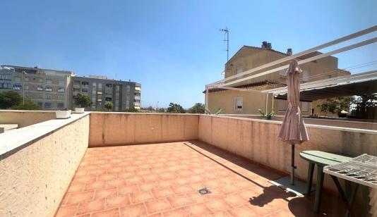 Buy an Bungalow in Spain, Guardamar del Segura. Los secanos area, 3 bedrooms, 191 m² image 0