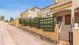 Buy property in Orihuela Costa, Spain. La Florida area, 3 bedrooms, 71 m² image 1