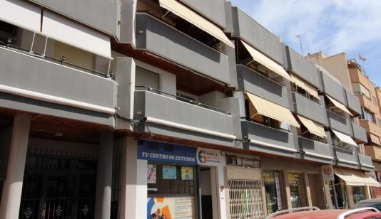Real estate in Spain, Torrevieja. Las Piscinas Naturales area, 4 bedrooms, 140 m² image 0