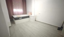 Bienes raíces Torrevieja, Piso en venta. Zona de la  Centro, 2 dormitorios, 74 m² image 3