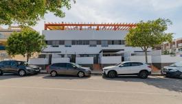 Town house for sale in Guardamar del Segura, Spain. Pueblo area, 3 bedrooms, 138 m² image 1