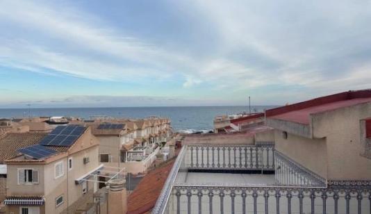 Купить Таунхаус в Испании, Торревьеха. Район Cabo Cervera, 3 спальни, 100 m² image 0