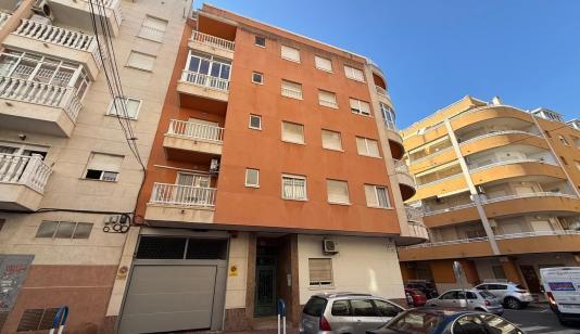 Property in Torrevieja. Centro area, 2 bedrooms, 75 m² image 0