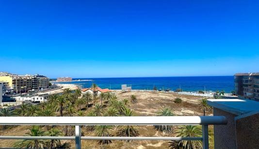 Buy an Penthouse in Torrevieja, Spain. Playa del Cura area, 2 bedrooms, 78 m² image 0