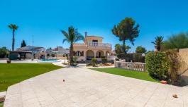 Villa in Torrevieja, Spain. El chaparral area, 4 bedrooms, 163 m² image 5