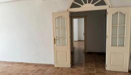 Buy an Apartment in Spain, Torrevieja. torrevieja area, 5 bedrooms, 218 m² image 4