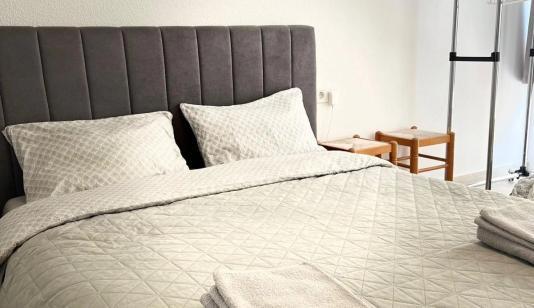 Torrevieja, España. Comprar un Estudio. Zona de la  Centro, 28 m² image 0