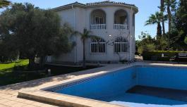 Torrevieja real estate, Villa for sale. La Siesta area, 5 bedrooms, 220 m² image 3