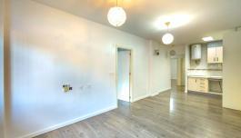 Buy real estate in Torrevieja, Spain. torrevieja area, 3 bedrooms, 70 m² image 3