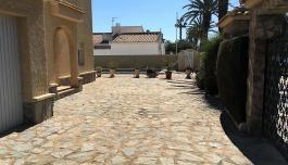Comprar una propiedad en Orihuela Costa, España. Zona de la  Cabo Roig, 4 dormitorios, 245 m² image 1