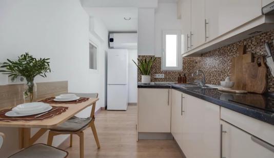 Torrevieja, España. Comprar un Piso. Zona de la  Centro, 3 dormitorios, 120 m² image 0