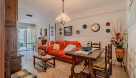 Buy real estate in Torrevieja, Spain. Playa de los Locos area, 3 bedrooms, 117 m² image 1