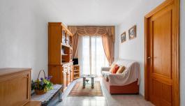 Buy property in Torrevieja, Spain. Centro area, 2 bedrooms, 61 m² image 2