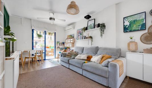 Penthouse for sale in Torrevieja, Spain. Calas blanca area, 3 bedrooms, 70 m² image 0
