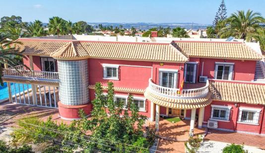 Вилла в Торревьеха, Испания. Район Torreta florida, 6 спален, 365 m² image 0