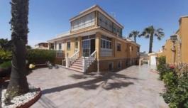 Torrevieja, Spain. Real Estate. Aguas Nuevas area, 6 bedrooms, 350 m² image 3
