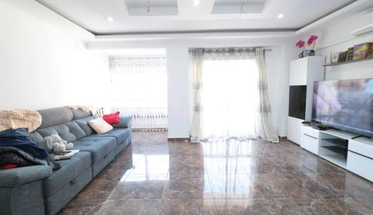Buy an Apartment in Torrevieja, Spain. Centro area, 4 bedrooms, 131 m² image 0