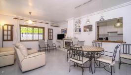 Orihuela Costa, real estate. La Zenia area, 3 bedrooms, 220 m² image 3