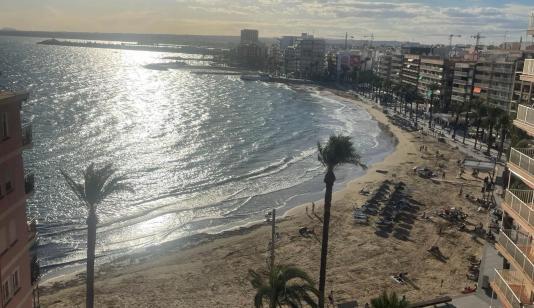 Bienes raíces en España, Torrevieja. Zona de la  Playa del Cura, 3 dormitorios, 91 m² image 0