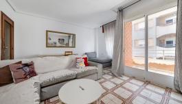 Buy an Apartment in Torrevieja, Spain. Paseo maritimo area, 3 bedrooms, 106 m² image 5