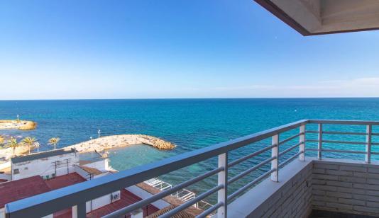 Apartment in Torrevieja, Spain. Paseo maritimo area, 3 bedrooms, 76 m² image 0