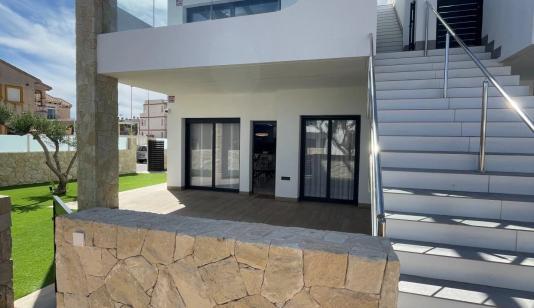 Orihuela Costa, España. Bienes raíces. Zona de la  PAU 26, 2 dormitorios, 70 m² image 0