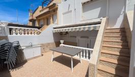 Torrevieja, España. Comprar un Bungalow. Zona de la  La Mata, 3 dormitorios, 90 m² image 1