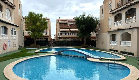 Real estate in Spain, Torrevieja. Estacion de autobuses area, 2 bedrooms, 55 m² image 0