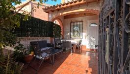 Bungalow for sale in Torrevieja, Spain. Acequión area, 4 bedrooms, 116 m² image 4