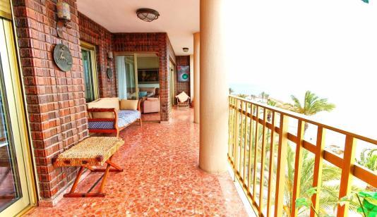 Torrevieja, Spain. Real Estate. Centro area, 4 bedrooms, 140 m² image 0