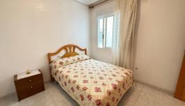 Venta de Piso en Torrevieja, España. Zona de la  La Mata, 3 dormitorios, 80 m² image 1