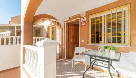 Buy an Bungalow in Torrevieja, Spain. El limonar area, 2 bedrooms, 57 m² image 3