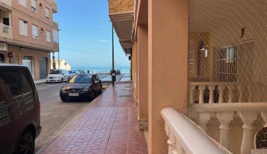 Real estate Guardamar del Segura, Apartment for sale. Playa area, 2 bedrooms, 68 m² image 0
