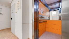 Buy property in Torrevieja, Spain. Estacion de autobuses area, 2 bedrooms, 80 m² image 2