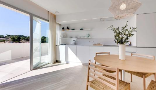 Недвижимость Торревьеха, продается Квартира. Район Lago jardin, 2 спальни, 68 m² image 0
