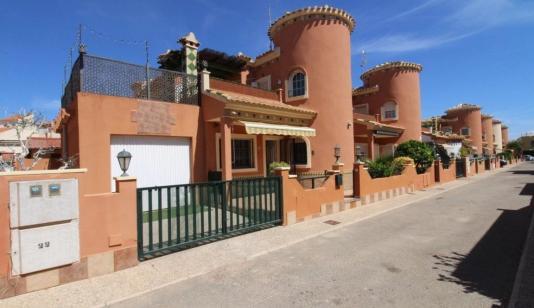 Orihuela Costa real estate, Town house for sale. Playa Flamenca area, 3 bedrooms, 103 m² image 0