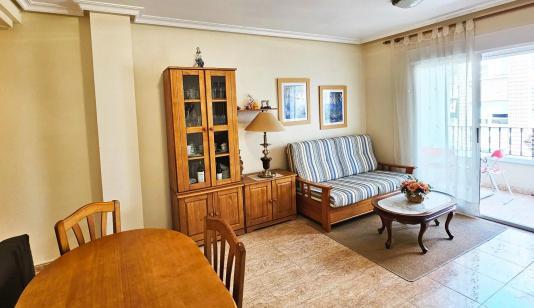 Comprar un Piso en España, Torrevieja. Zona de la  torrevieja, 2 dormitorios, 70 m² image 0