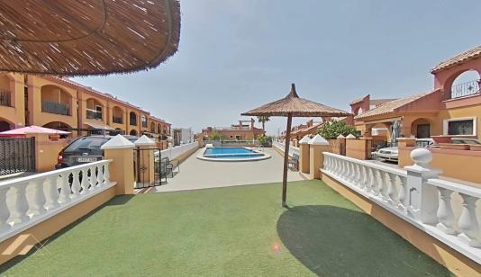 Buy an Bungalow in Torrevieja, Spain. Aguas Nuevas area, 3 bedrooms, 115 m² image 0