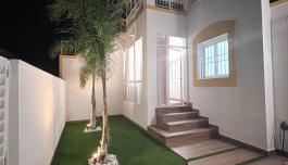 Bungalow in Torrevieja, Spain. Centro area, 3 bedrooms, 70 m² image 1