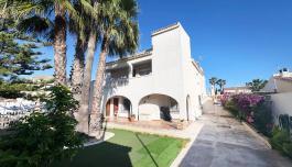 Orihuela Costa, Spain. Buy an Town house . Campoamor area, 7 bedrooms, 212 m² image 1